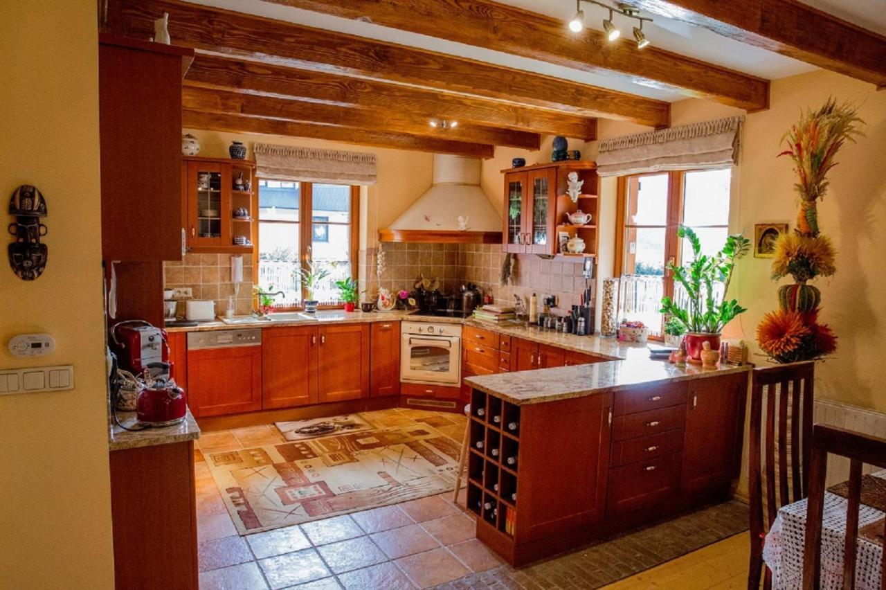 Willa nad Popradem Bed and Breakfast Piwniczna-Zdroj Exteriör bild
