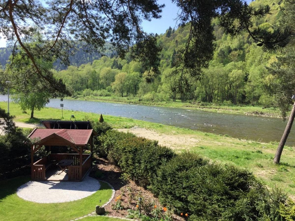 Willa nad Popradem Bed and Breakfast Piwniczna-Zdroj Exteriör bild