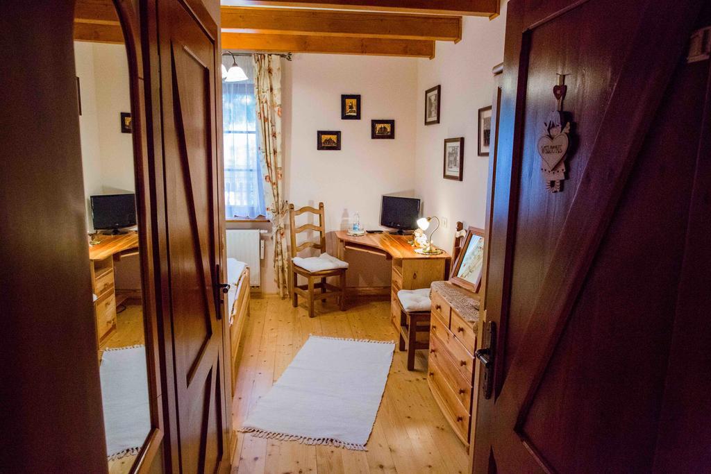 Willa nad Popradem Bed and Breakfast Piwniczna-Zdroj Exteriör bild
