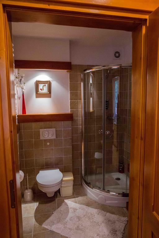 Willa nad Popradem Bed and Breakfast Piwniczna-Zdroj Exteriör bild